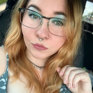 Meet your Posher, Kara